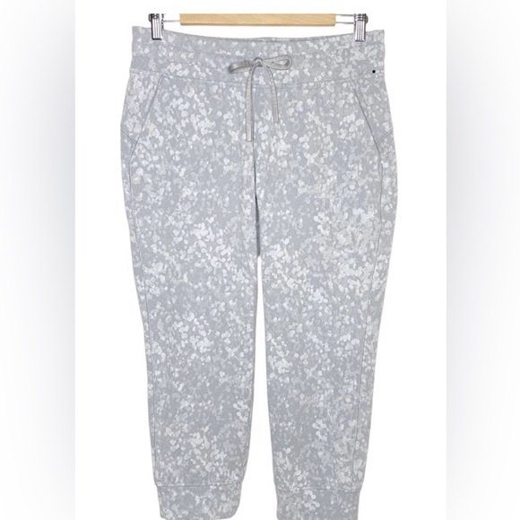 Lululemon Ready to Rulu Jogger Crop - Picture 1 of 10